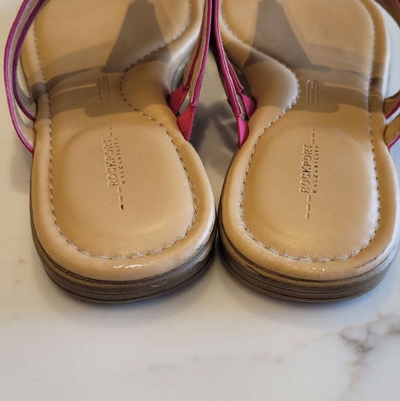 $25 Rockport Walkability Leather Thong Sandal - Picture 7 of 9
